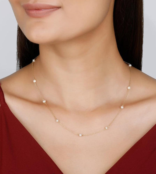 Elegant Chain Necklace with Dainty Pearl Accents