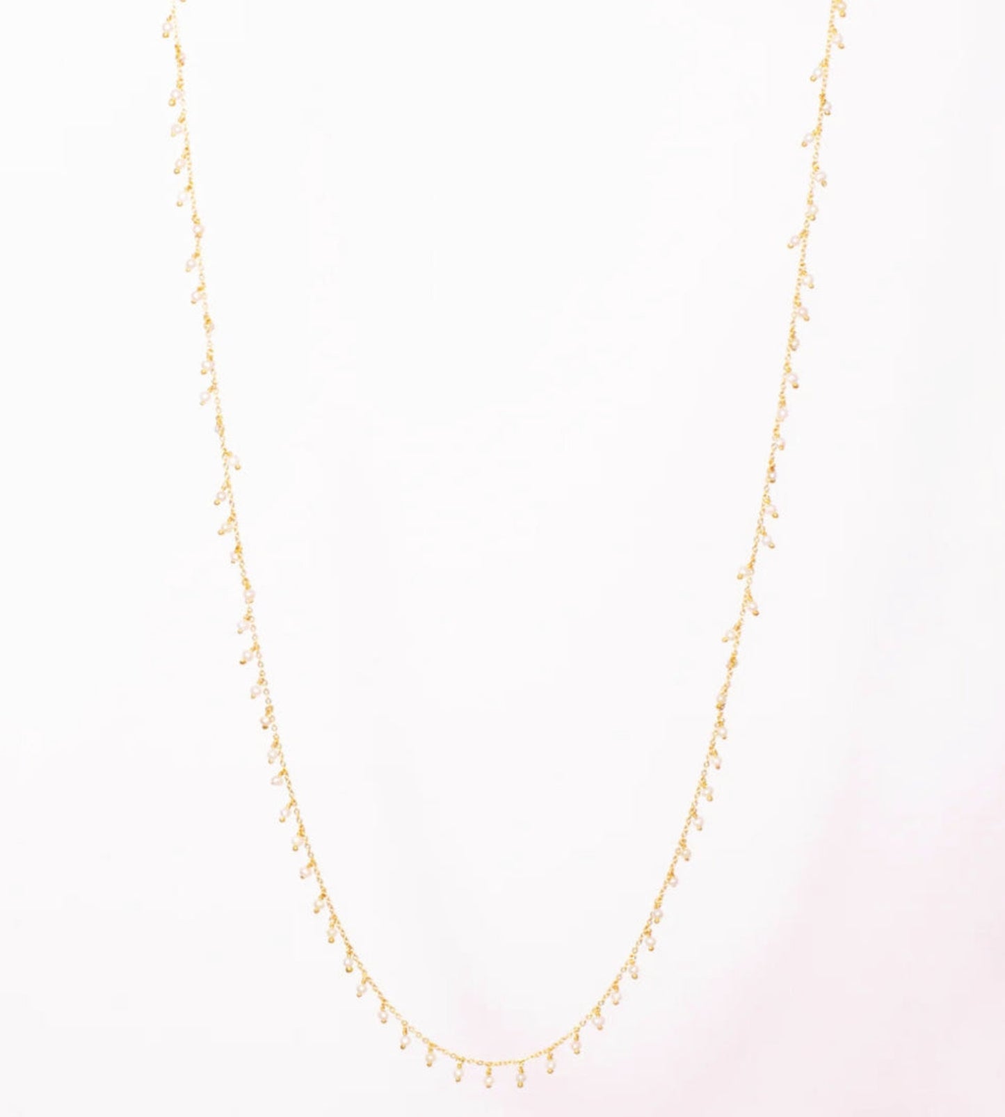 Traditional Chain Necklace with Hanging Pearl Droplets