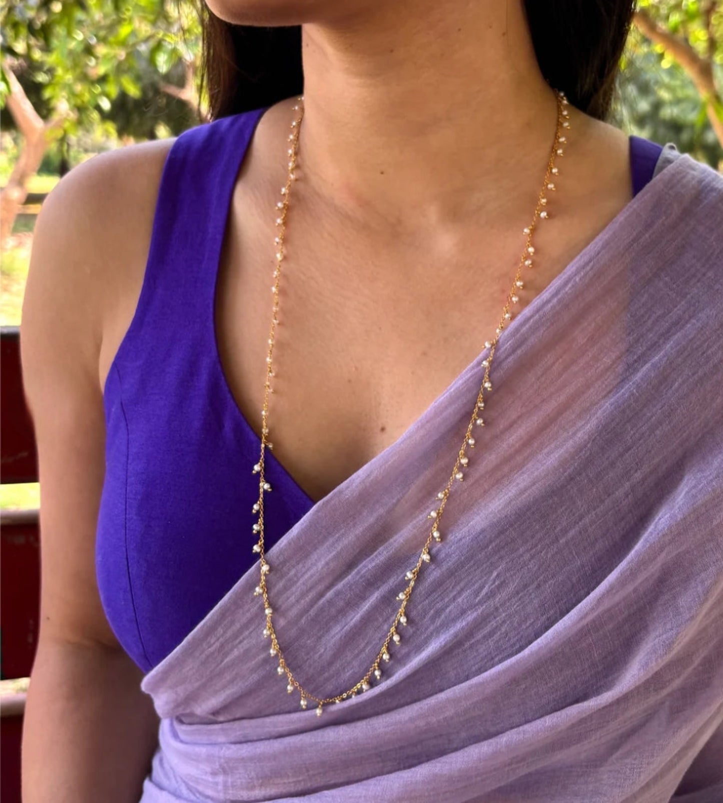 Traditional Chain Necklace with Hanging Pearl Droplets