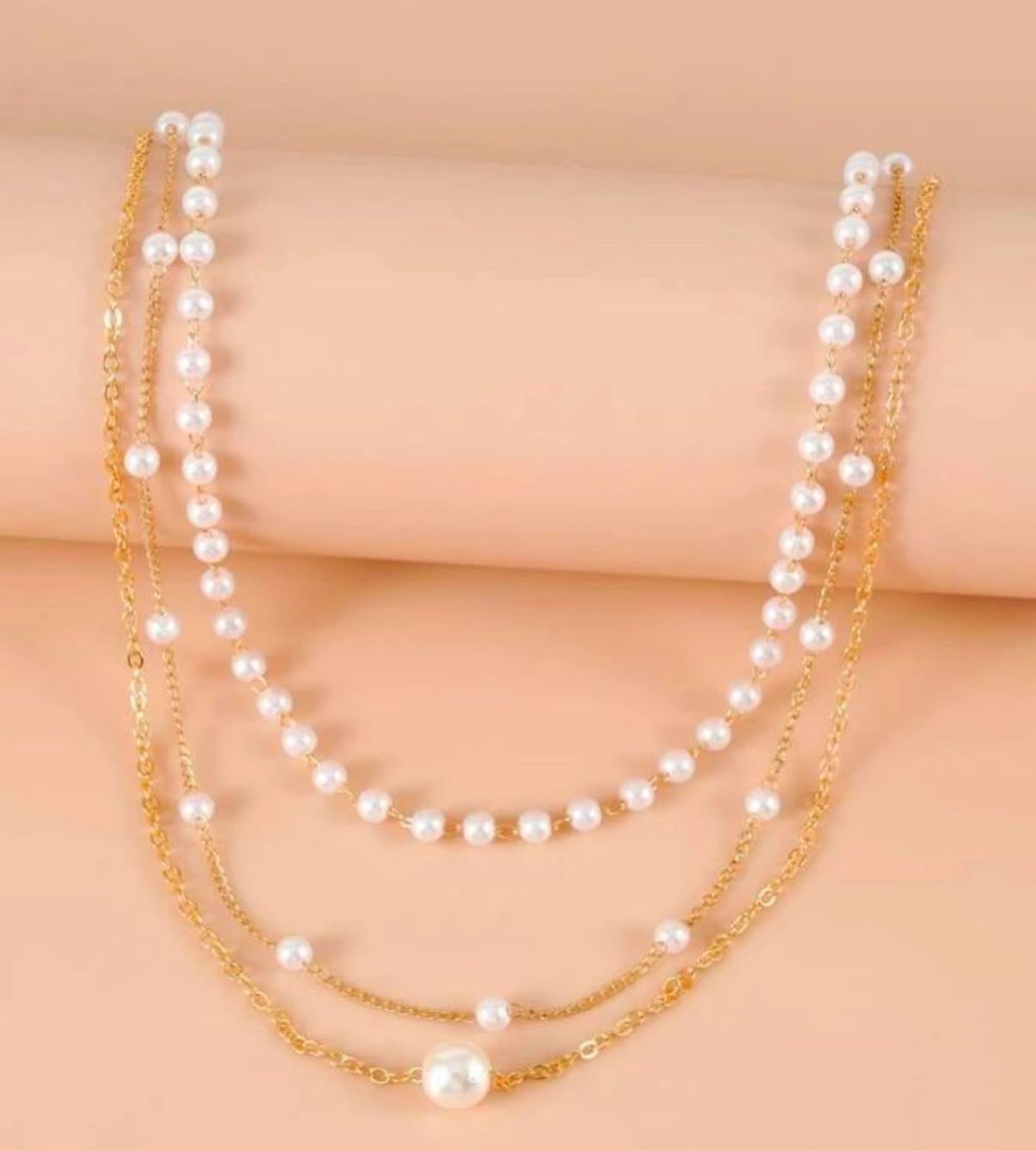 3-Layer Pearl Choker Necklace