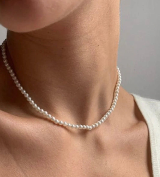 Elegant Classic Pearl Necklace