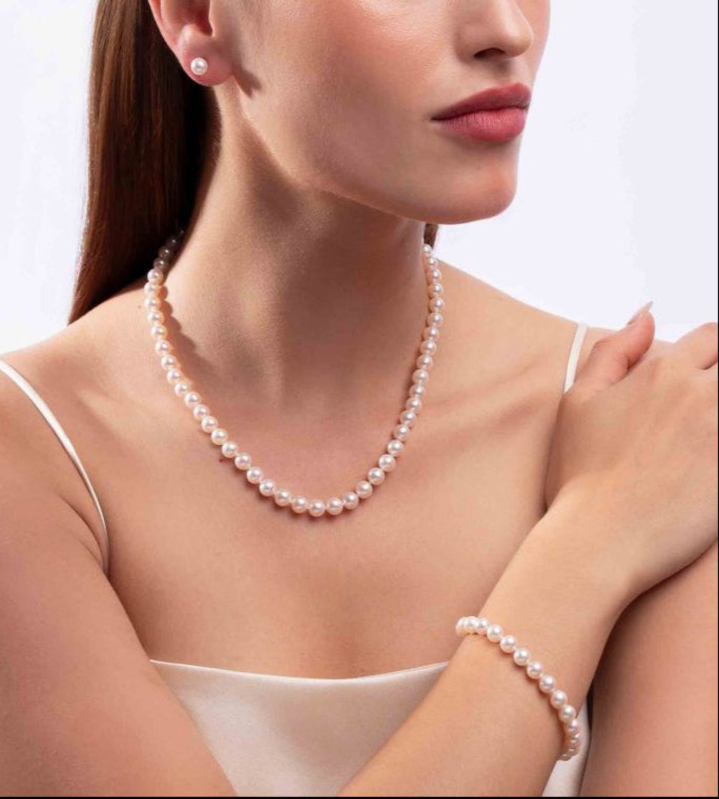 Classic Pearl Necklace and Bracelet Set